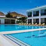 فندق Club Marma 3*