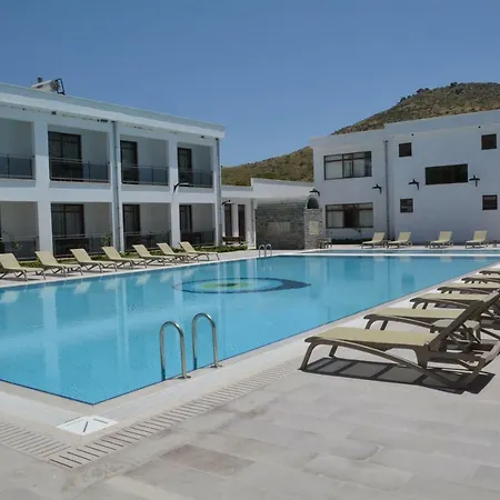 فندق Club Marma 3*