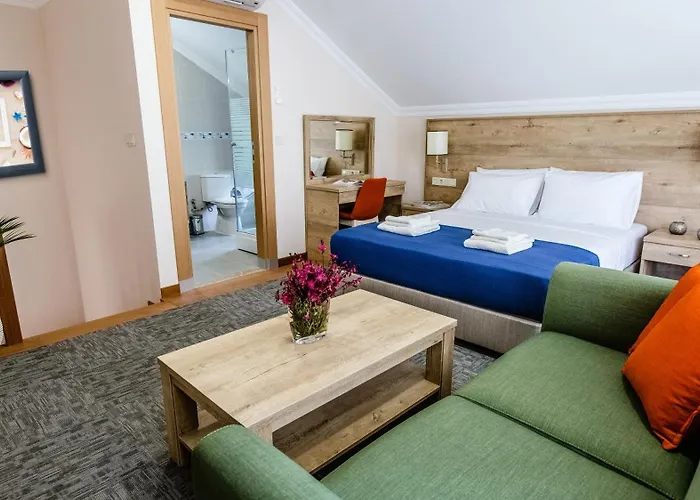 Club Marma Hotel 3*
