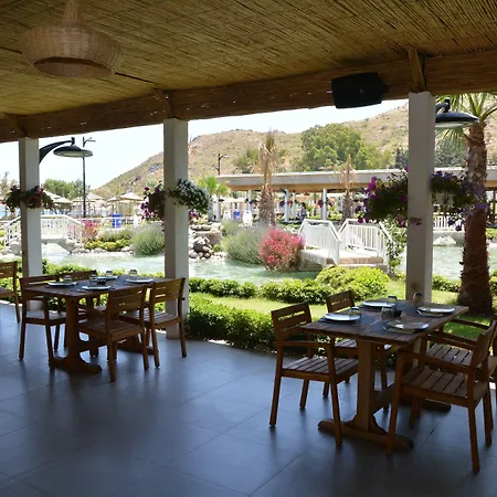 فندق Club Marma