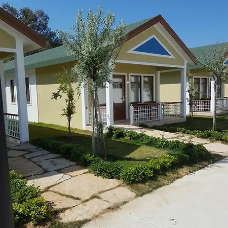 Club Marma فندق 3*